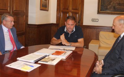 El Alcalde recibe al presidente de RTVE