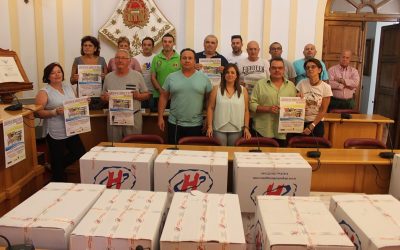 Veinticinco asociaciones de vecinos reciben lotes de juegos de mesa