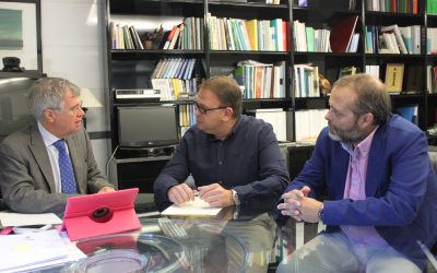 El Ayuntamiento y la CHG iniciarán un plan de choque contra el camalote