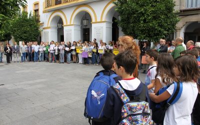 El Pleno de octubre podría aprobar una Declaración de todos los grupos por una sociedad libre de violencia