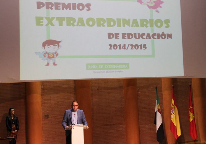 alcalde-premios-educacion
