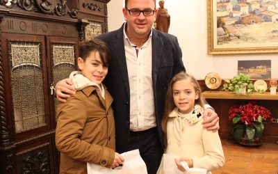 Recepción a los jóvenes emeritenses ganadores de una fase del concurso ‘Pequeños gigantes 2’
