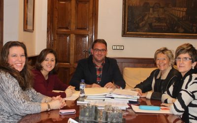 El alcalde se reúne con la presidenta de la Plataforma del Voluntariado