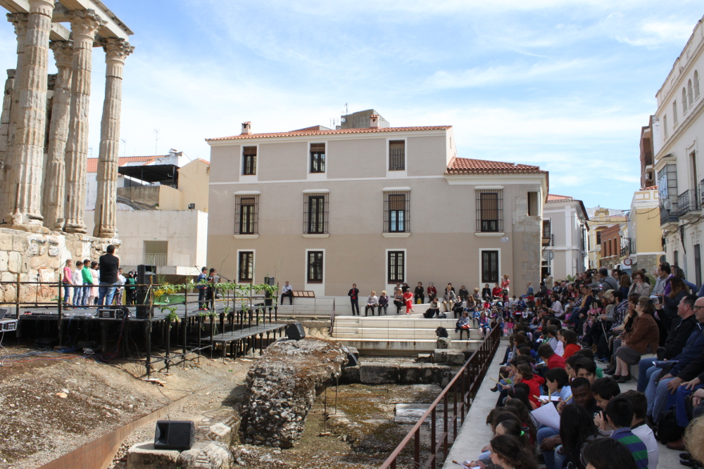 Templo de Diana la escuela adopta un monumento 180416