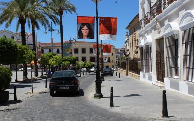La Plaza de España se corta al tráfico mañana y pasado por obras de reparación de adoquines