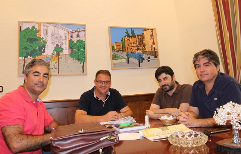 Alcalde con Club Ajoblanco