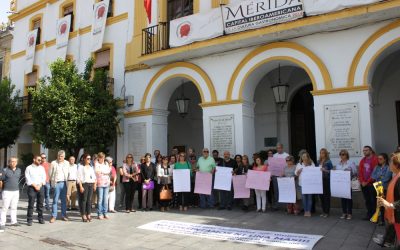 Concentración contra la violencia de género convocada por el consejo de las mujeres