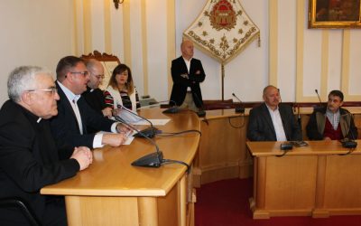 Ayuntamiento y arzobispado firman la cesión de dos locales para las asociaciones de San Juan y San Antonio