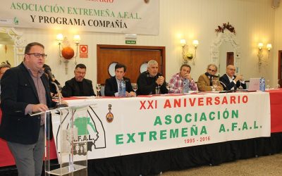 El alcalde destaca el trabajo de las ONGS y, en especial de AFAL, en la asamblea general de socios de la entidad