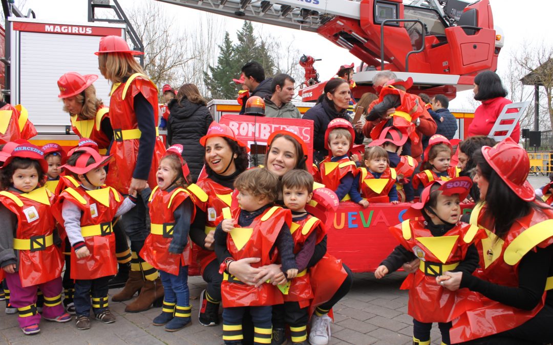 Mil trescientos alumnos participan en el desfile de carnaval de Nueva Ciudad
