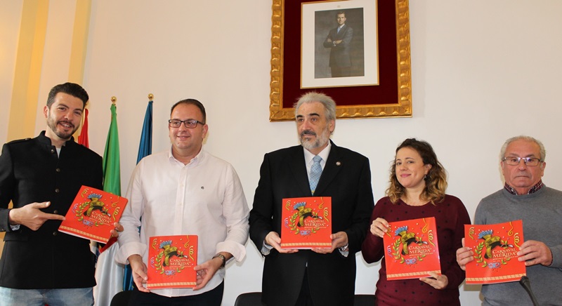 Alcalde, delegada y autores
