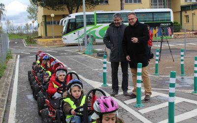 Mil quinientos alumnos de trece centros educativos recibirán formación vial en el circuito municipal