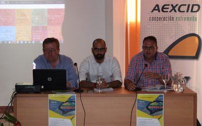 El alcalde muestra el compromiso municipal en la búsqueda de un mundo más sostenible