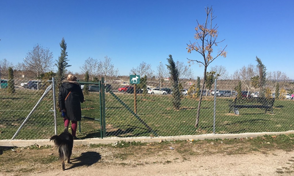 Terminada un nuevo área canina en Nueva Ciudad