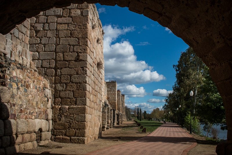 alcazaba-dique-romano