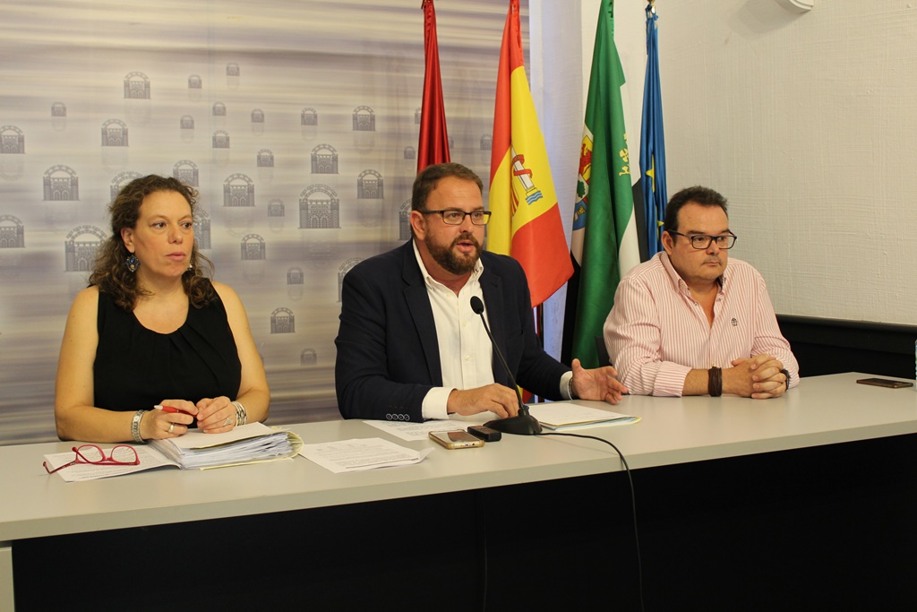 El ayuntamiento llega a un principio de acuerdo con Vectalia para modificar el contrato de transporte público