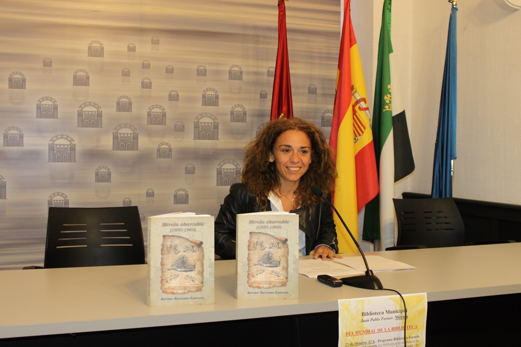 silvia-dia-biblioteca