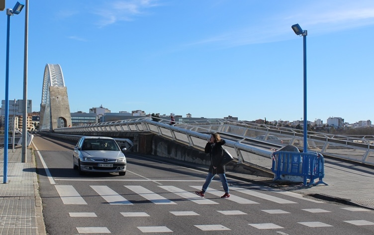 El Ayuntamiento licitará la iluminación de pasos de cebra urbanos por 55.496,69 euros