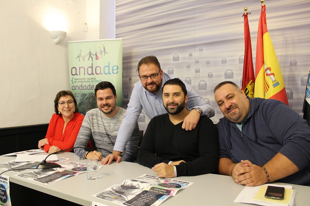 El Centro Cultural Alcazaba acoge el 16 de diciembre una gala solidaria a beneficio de José Onight