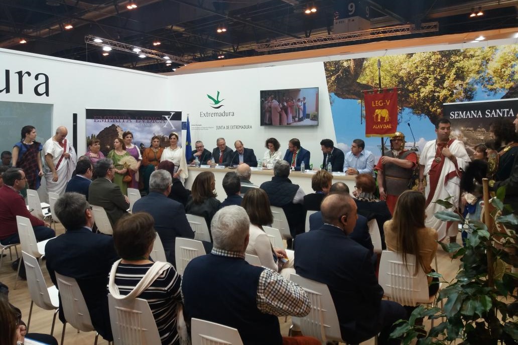 Mérida se presenta en FITUR como referencia del Turismo Religioso y Cultural  de Extremadura