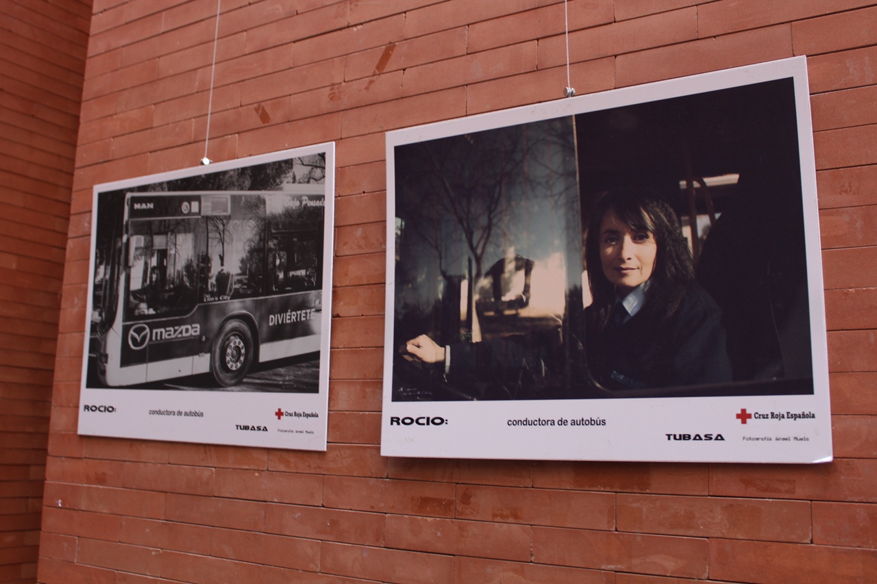 El Centro Cultural Alcazaba acoge la exposición “Mujer tenías que ser. Conquistando espacios”