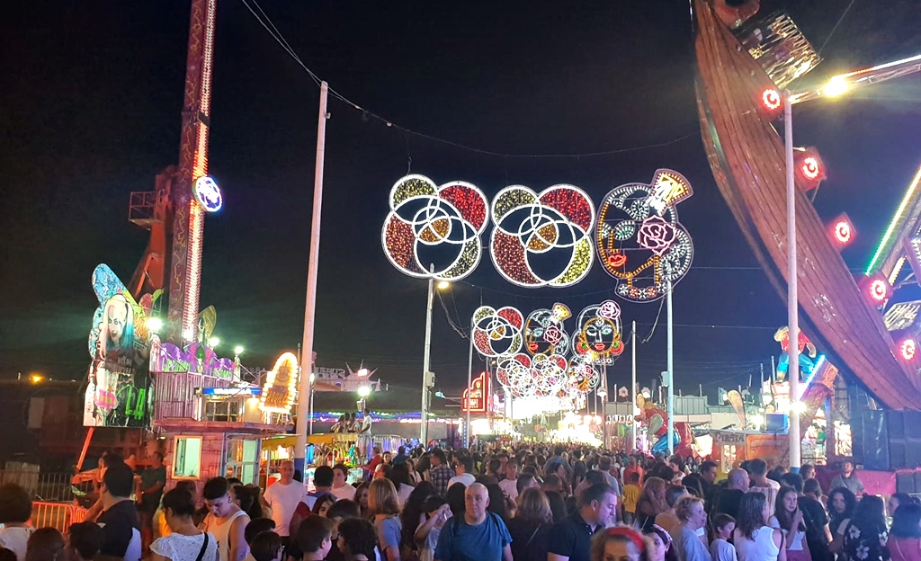 Los visitantes registrados por las oficinas de turismo aumentan casi un cuarenta por ciento en la Feria