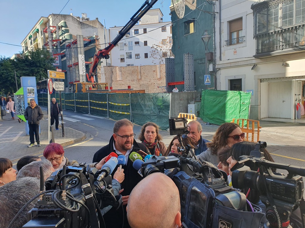 Las obras del María Luisa se reanudan con la construcción del futuro sótano del teatro que albergará sala de ensayo y camerinos