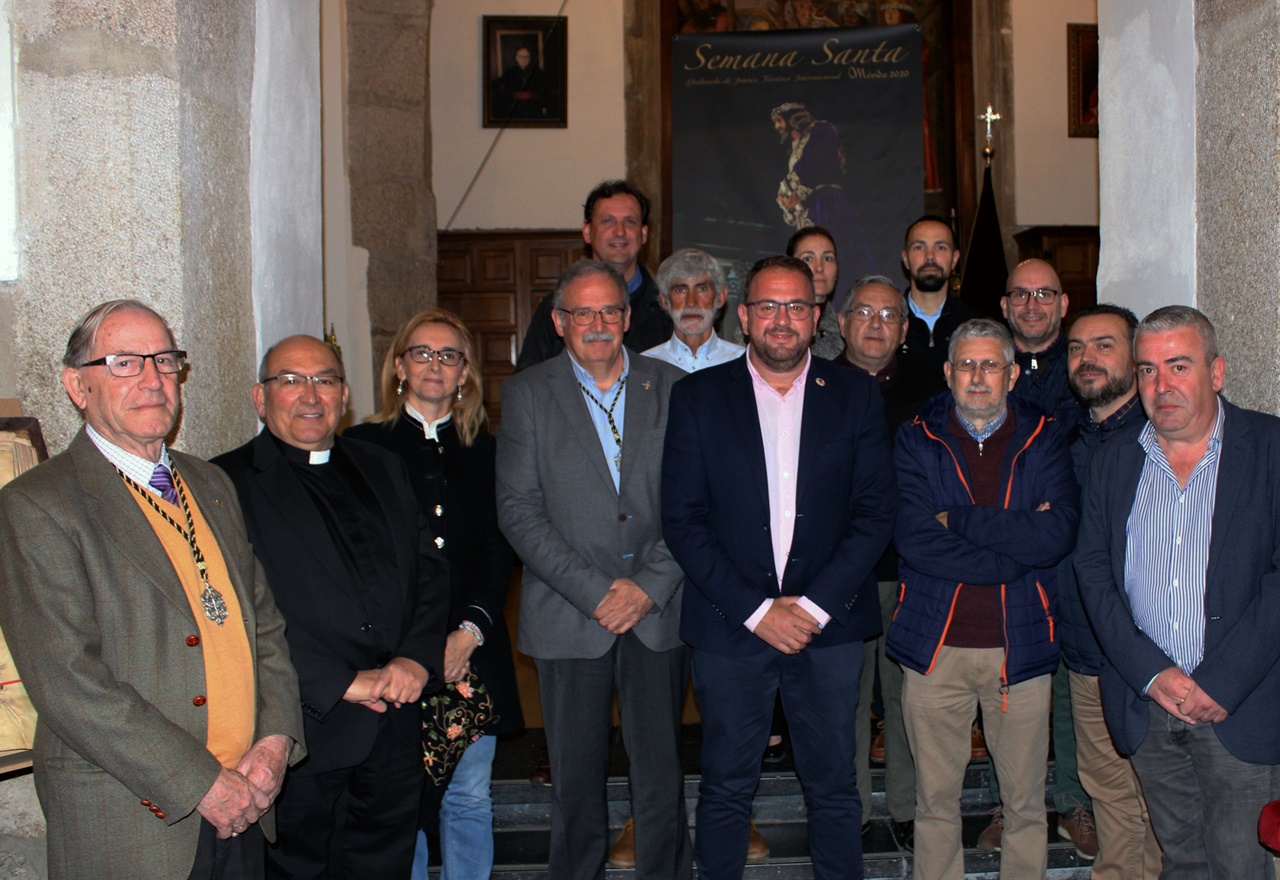 presentacion-semana-santa-alcalde01