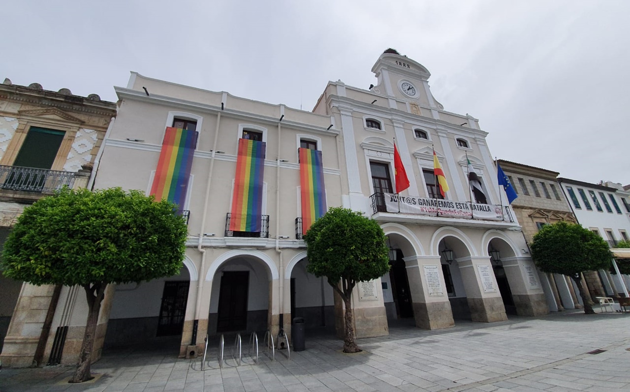 fachada-ayuntamiento-lgtbi