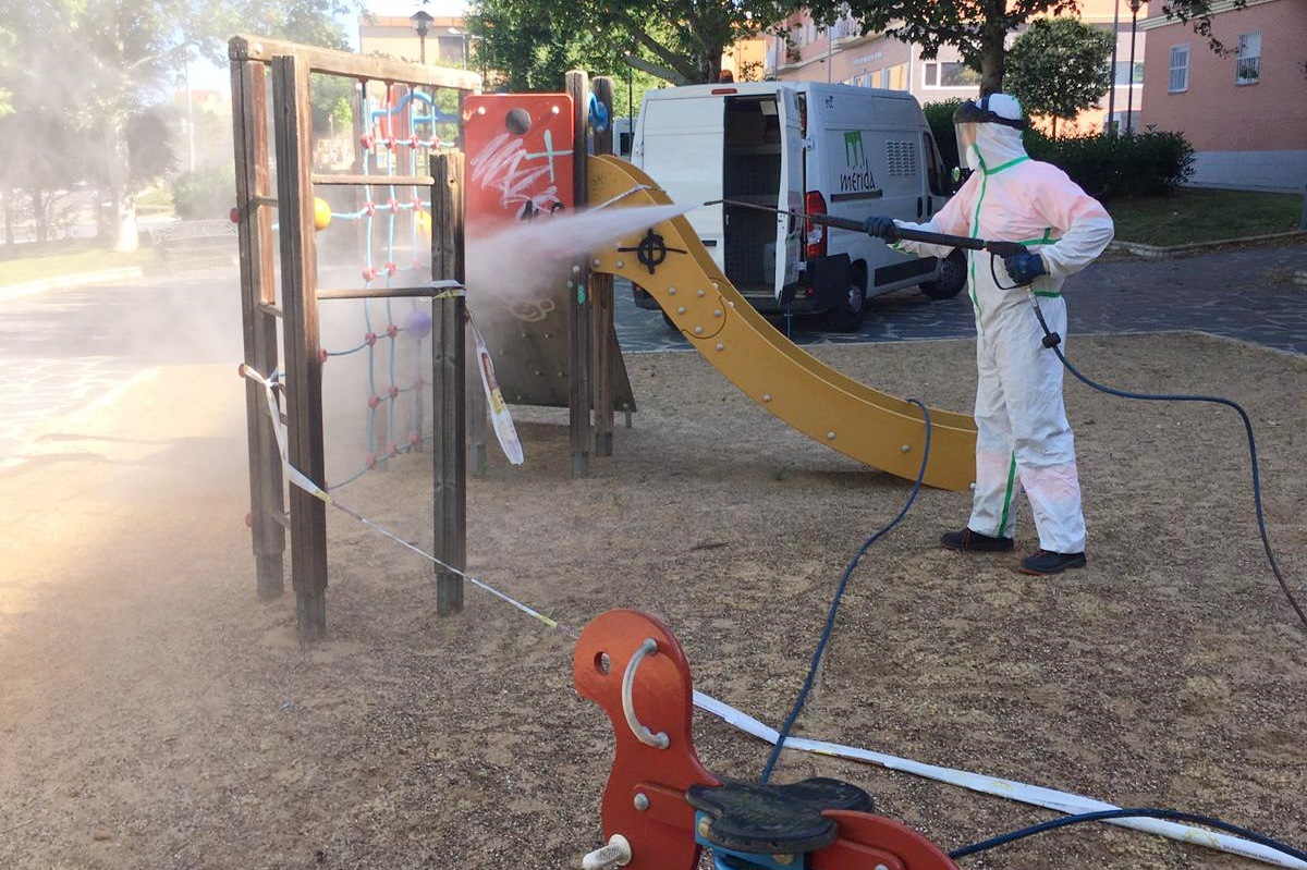 El lunes se procederá a la apertura de los 80 parques infantiles de la ciudad