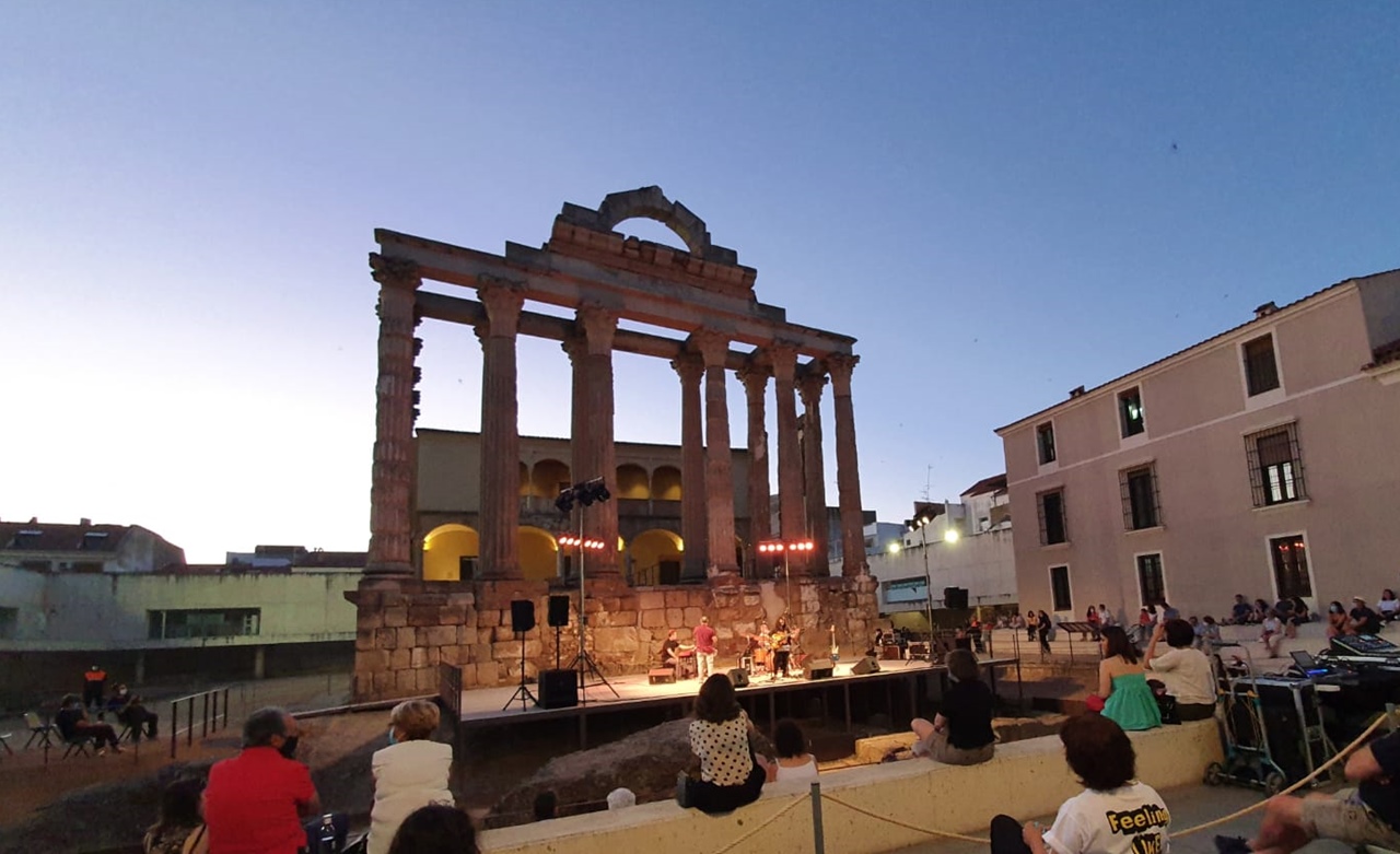 La programación cultural en el Templo de Diana finaliza con cerca de 2.500 espectadores