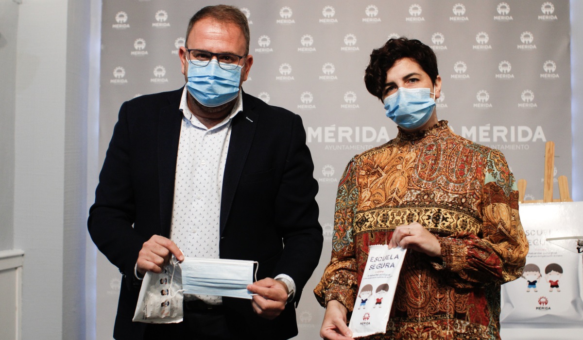 El Ayuntamiento va a adquirir cerca de medio millón de mascarillas infantiles para todas y todos los escolares de la ciudad