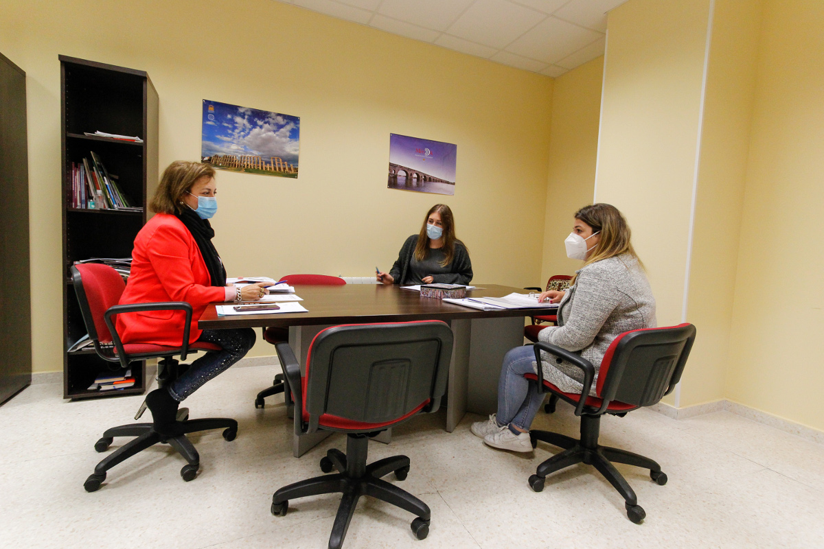 Servicios Sociales y Educación impulsan un Programa contra el Absentismo Escolar
