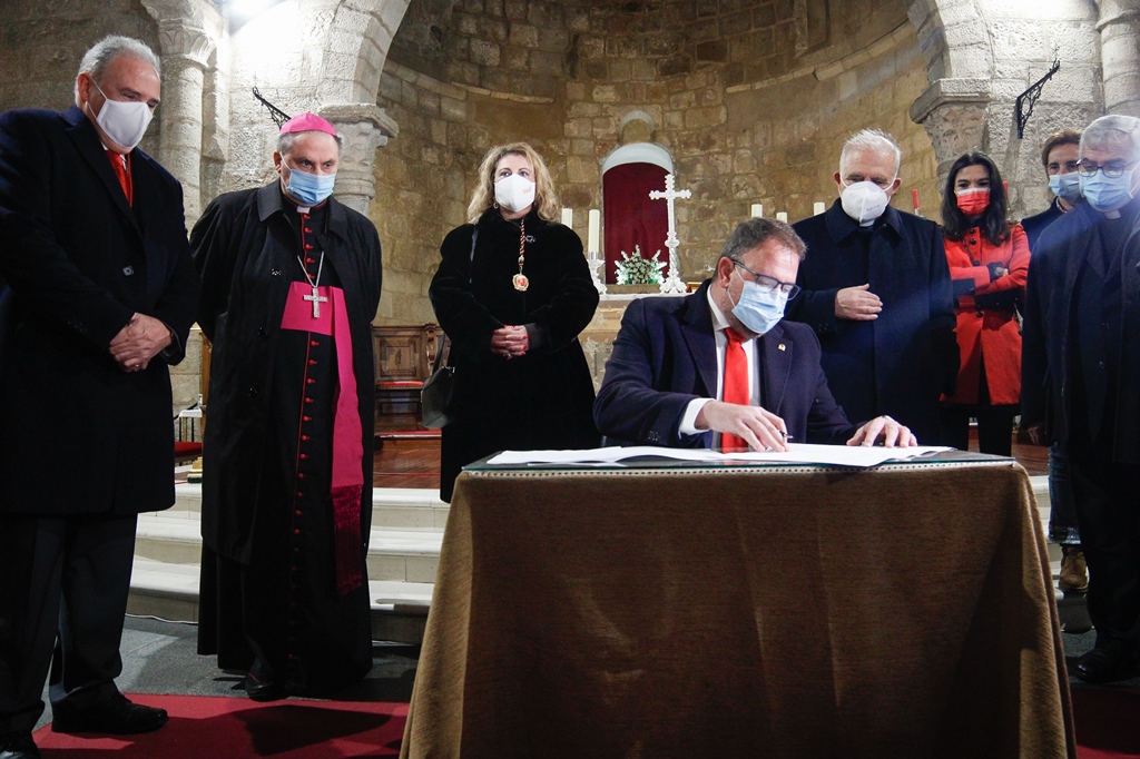 Rodríguez Osuna destaca que “la declaración del Año Jubilar Eulaliense en 2023 supondrá la recuperación histórica de Mérida como Cuna del Cristianismo Hispano”