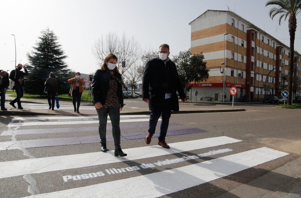 Los espacios públicos de Mérida lucirán mensajes que promueven la igualdad de género y el fin de las violencias machistas