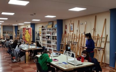 La biblioteca municipal organiza talleres infantiles de pintura e ilustración en el mes de julio