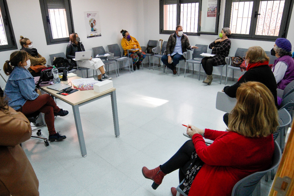 el alcalde se reúne con el Consejo Local de las Mujeres (1)