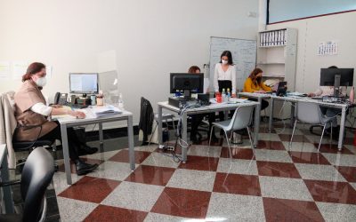 La oficina de tramitación de ayudas al sector turismo y hostelería ha recibido un total de 240 solicitudes