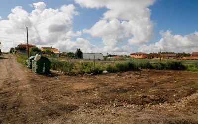 La Policía Local sanciona a dos vecinos con 1.500 euros por depositar escombros en zonas no autorizadas
