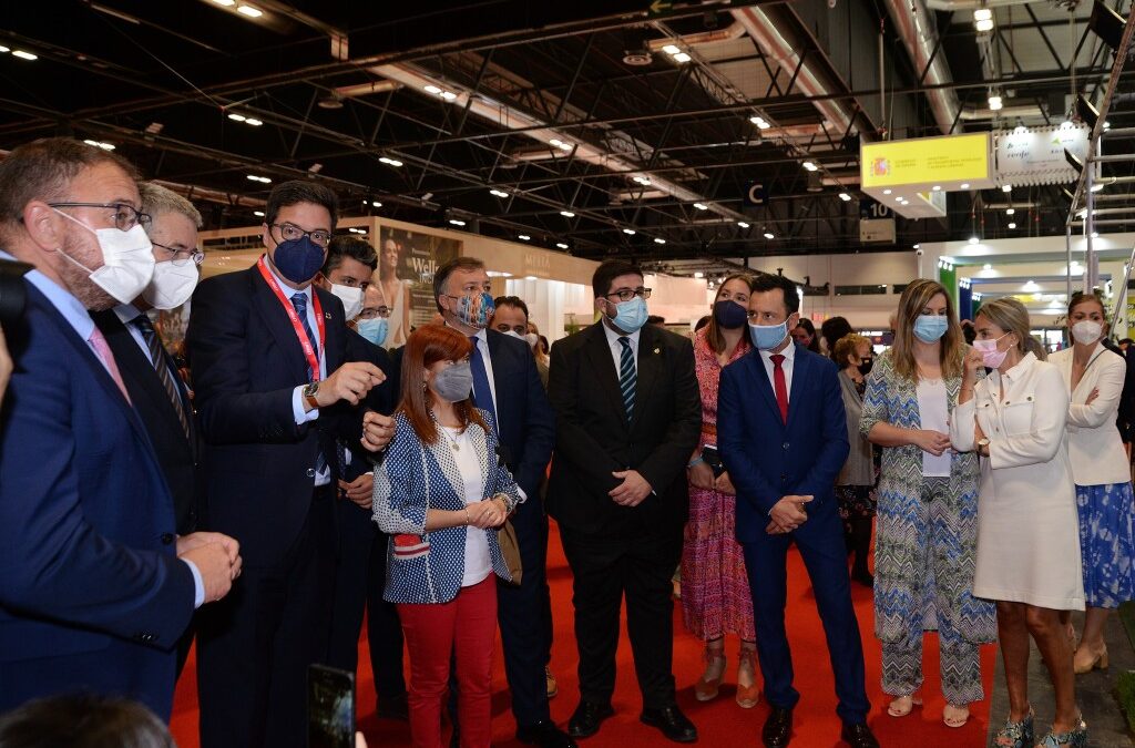 Las 15 Ciudades Patrimonio de la Humanidad lanzan una campaña de promoción internacional con Turespaña y Paradores en Europa, América y Asia