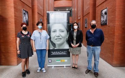 El Centro Cultural Alcazaba acoge la exposición “Miradas” organizada por FEAFES Salud Mental