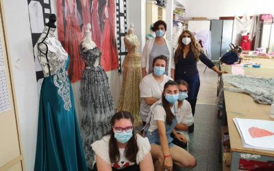 El taller de textil del Centro de Educación Especial Emerita Augusta desarrolla un proyecto para la Fundación Amancio Ortega