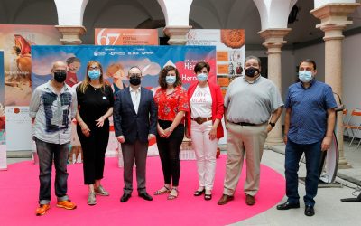 La delegada de educación destaca que el Festival de Mérida piense en todos los públicos y en todas las edades en su programación