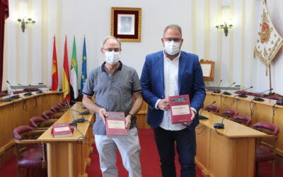 El Ayuntamiento edita «El manuscrito perdido de la Historia de la Ciudad de Mérida», de José Manuel Novoa, que recupera la historia escrita por Gregorio Fernández Pérez en el siglo XIX