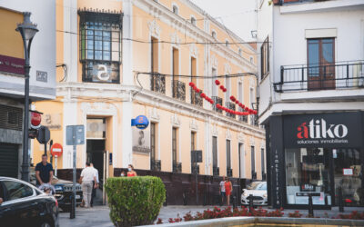 El Ayuntamiento presenta un proyecto de soterramiento de cables en el centro histórico de la ciudad