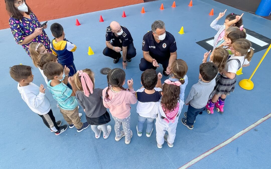 El Cevimer imparte Educación Vial en el Colegio Trajano