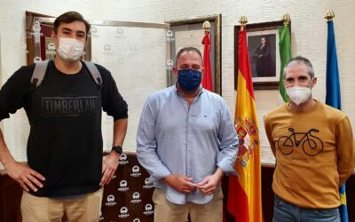 Formación Deportiva Mérida ha presentado esta mañana al alcalde su proyecto para 2021-2022