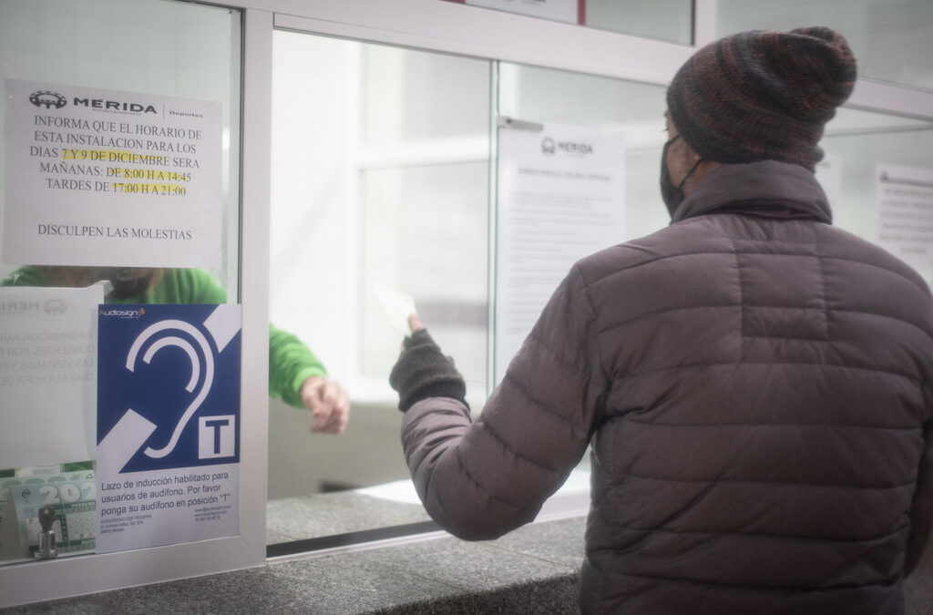 Ya ha comenzado la  instalación de 10 bucles magnéticos en distintas dependencias municipales de atención al público y culturales