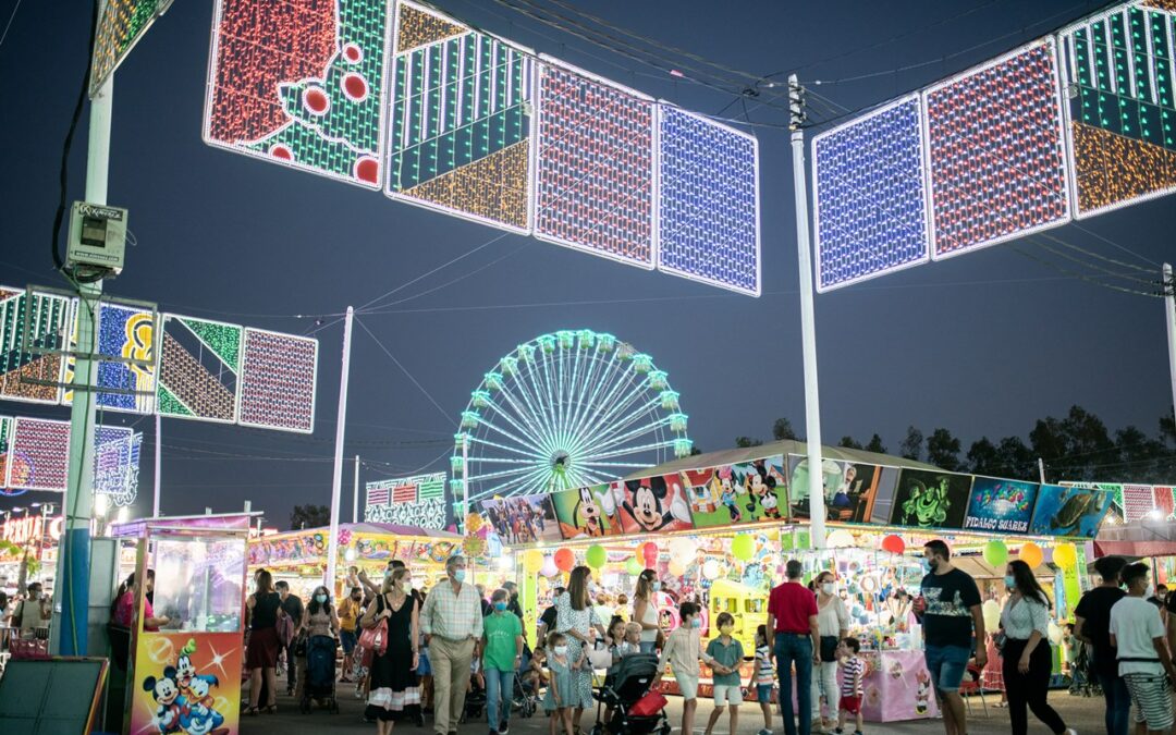 El 29 de julio finaliza el plazo para solicitar  la adjudicación de parcelas para casetas , puestos y atracciones en el recinto ferial