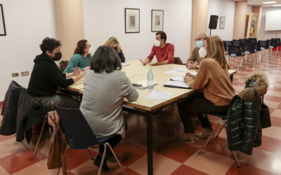 El Foro de Ampas de Mérida ha mantenido un encuentro para diseñar las líneas de actuación que van a llevar a cabo a lo largo de este semestre.